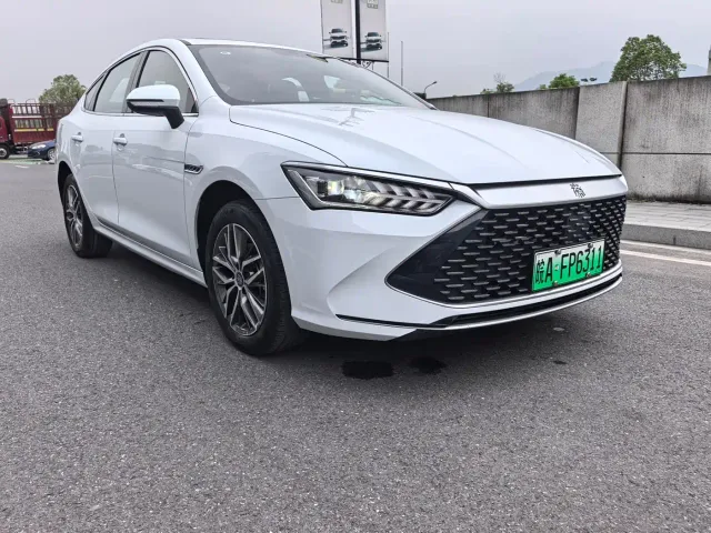 BYD Qin PLUS — Фото автомобиля 3