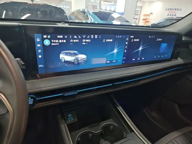Ford Edge — Фото автомобиля 12