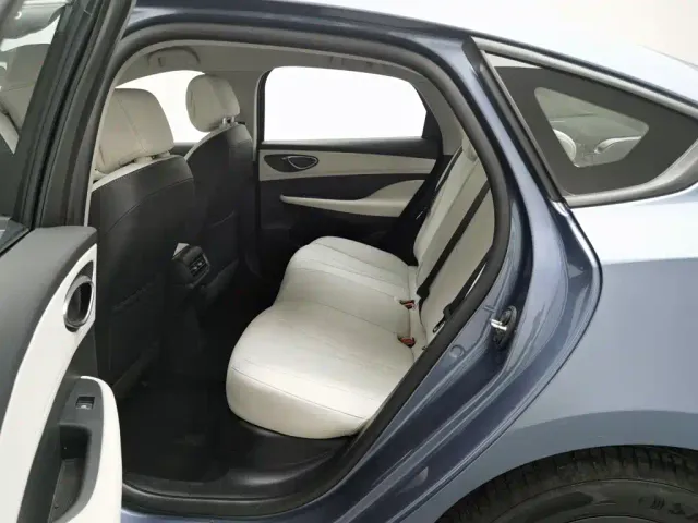 BYD Seal 05 DM-i — Фото автомобиля 15