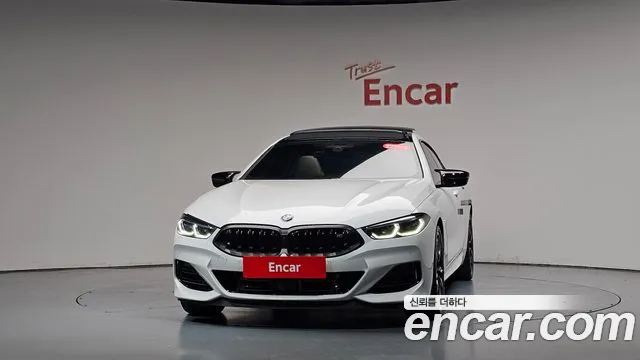 BMW 8 Series G15 — Фото автомобиля 3