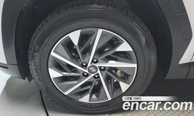 Hyundai Tucson — Фото автомобиля 5