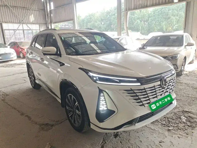 Changan CS75 Plus — Фото автомобиля 3