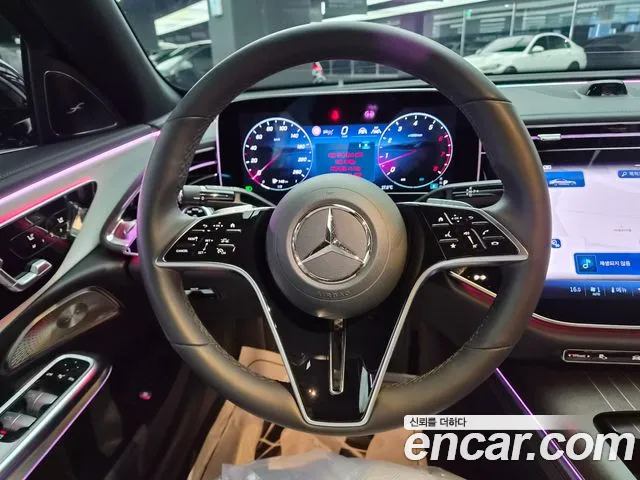 Mercedes-Benz E-Class W214 — Фото автомобиля 16