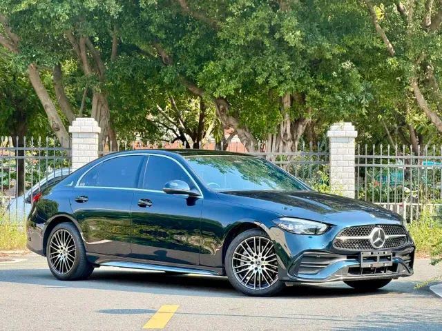 Mercedes-Benz C-Class — Фото автомобиля 3
