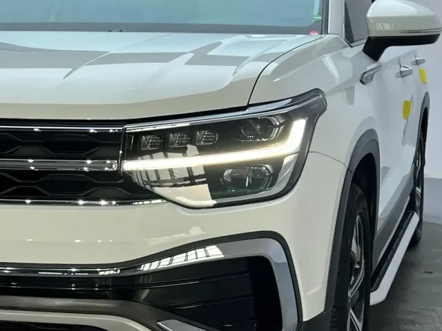 Volkswagen Tharu — Фото автомобиля 4