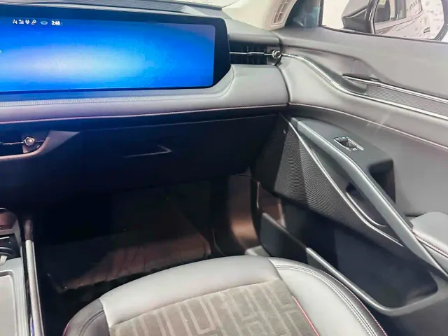 Ford Mondeo — Фото автомобиля 10