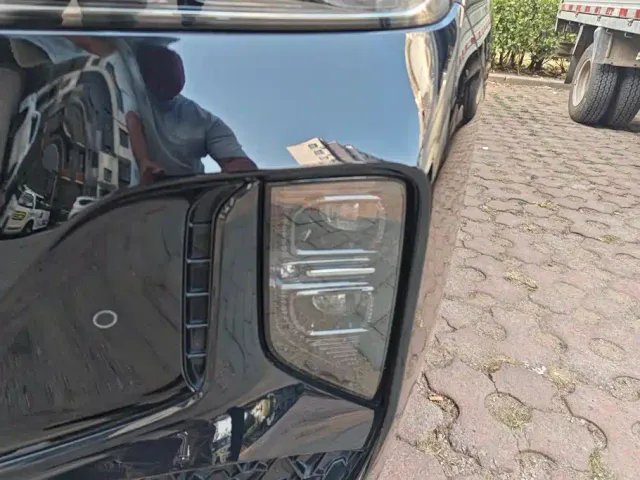 Hongqi H9 — Фото автомобиля 5