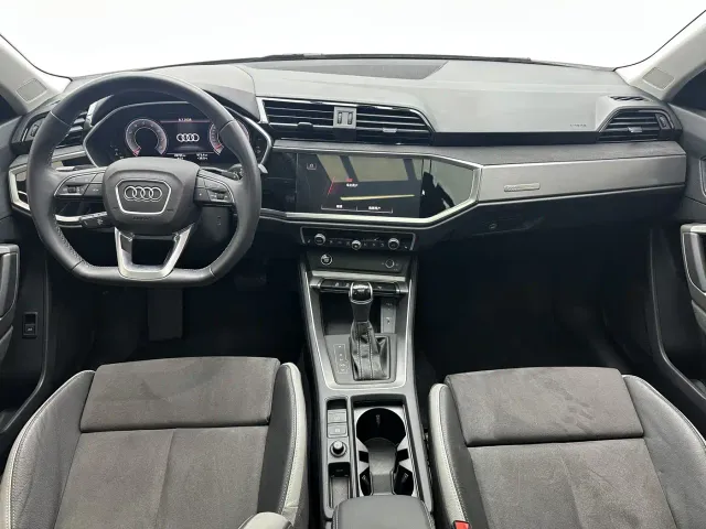 Audi Q3 — Фото автомобиля 7