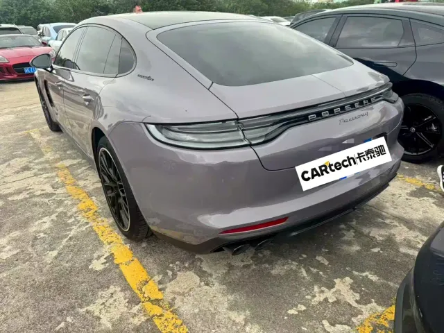 Porsche Panamera — Фото автомобиля 6