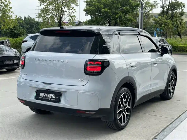 Leapmotor A10 — Фото автомобиля 7