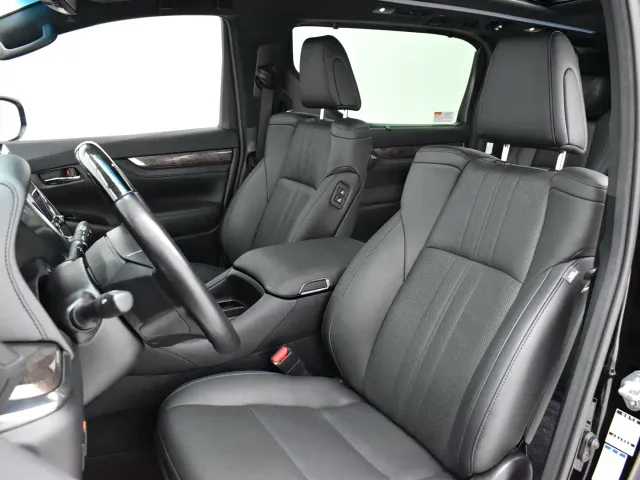 Toyota Vellfire — Фото автомобиля 15