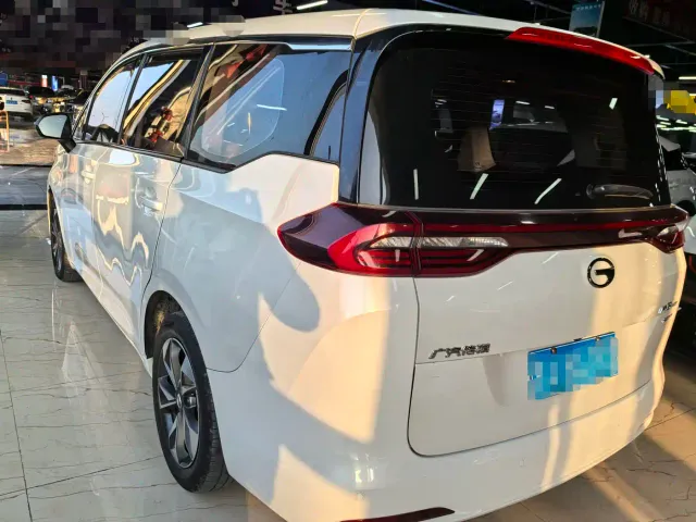 GAC Trumpchi M6 — Фото автомобиля 4