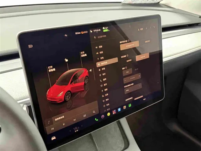 Tesla Model Y — Фото автомобиля 10