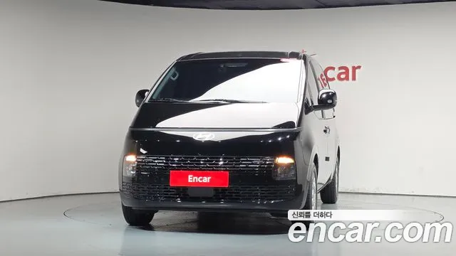 Hyundai Staria — Фото автомобиля 2