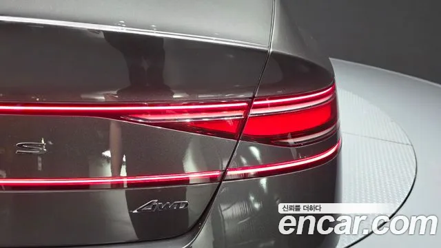 Genesis G90 Бензин 3.5 турбо AWD — Фото автомобиля 18
