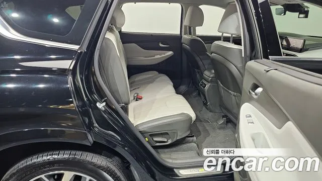 Hyundai Santafe Новый Santa Fe Бензин 2.5T 4WD — Фото автомобиля 9