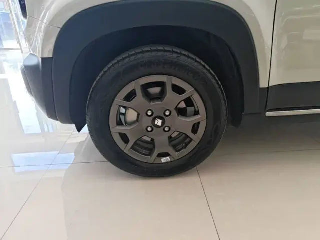 Baojun Yep Plus — Фото автомобиля 22