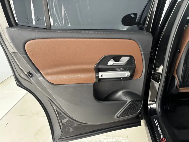 Mercedes-Benz GLB-Class — Фото автомобиля 21