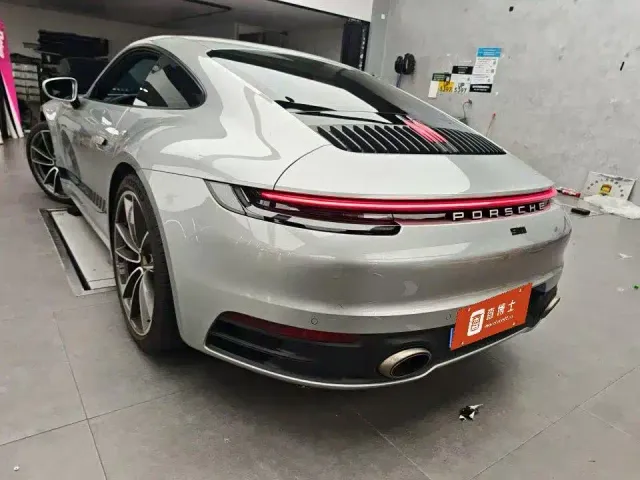 Porsche 911 — Фото автомобиля 3
