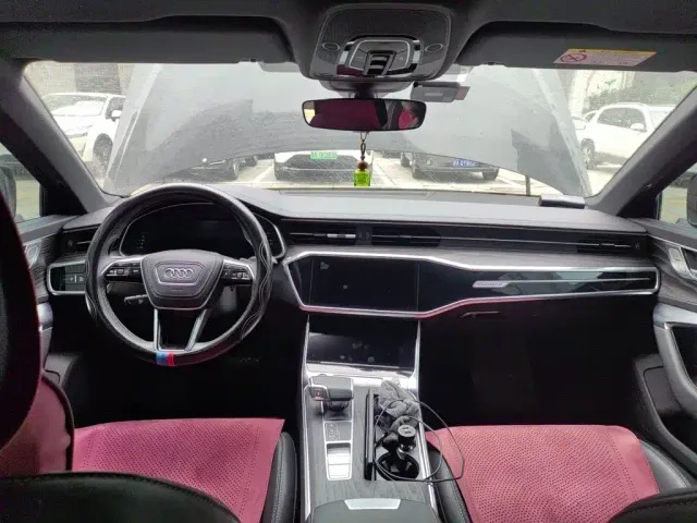 Audi A6L — Фото автомобиля 12