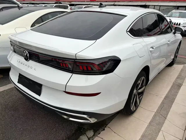 Volkswagen Lamando — Фото автомобиля 8