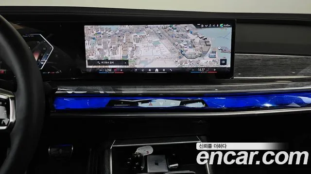 BMW 7-Series — Фото автомобиля 14