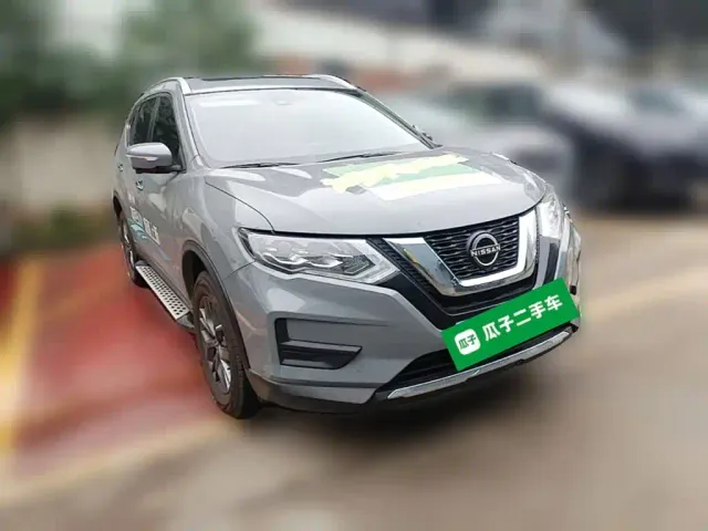 Nissan X-Trail — Фото автомобиля 5