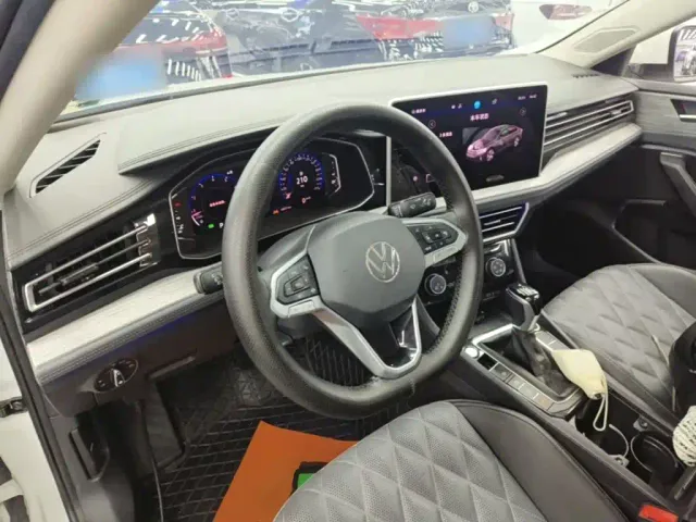 Volkswagen Sagitar — Фото автомобиля 9