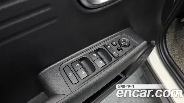 Hyundai Casper Casper Turbo Essential — Фото автомобиля 12