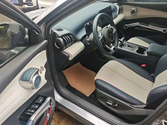 BYD Yuan PLUS — Фото автомобиля 15