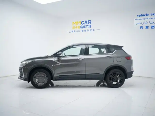 Geely Binyue — Фото автомобиля 11