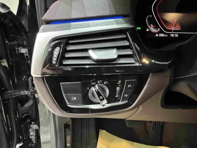 BMW 5 Series — Фото автомобиля 17