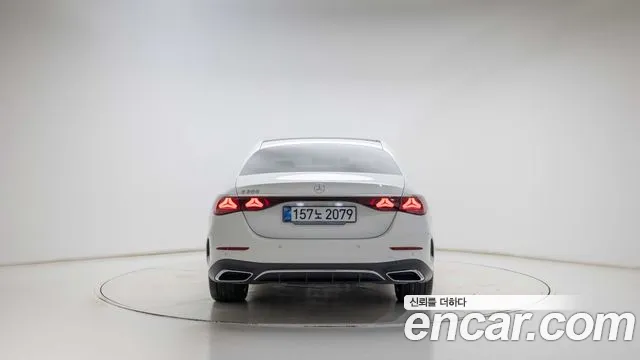 Mercedes-Benz E-Class W214 — Фото автомобиля 4
