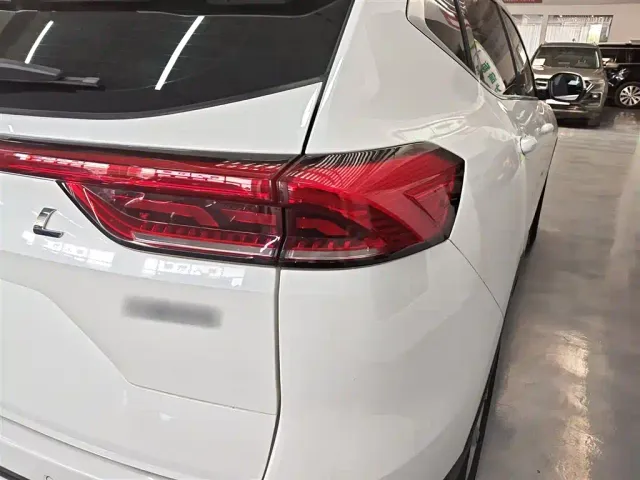 Haval H6 — Фото автомобиля 23