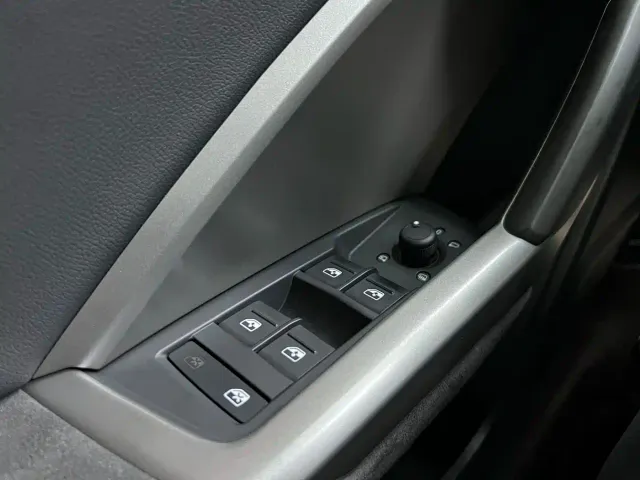 Audi Q3 — Фото автомобиля 11