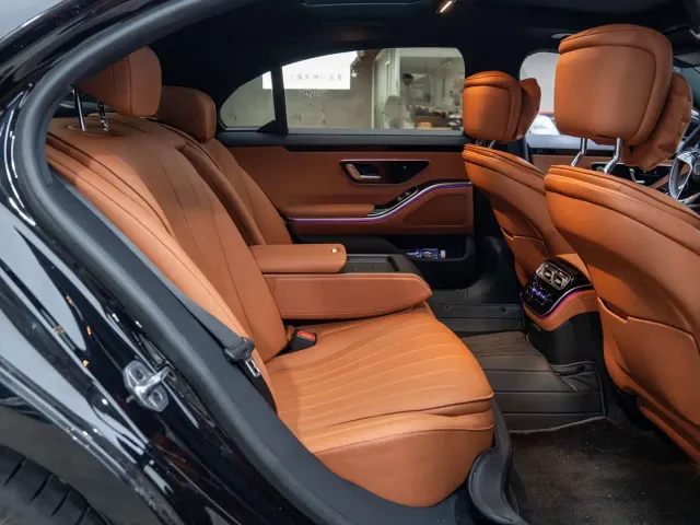 Mercedes-Benz S-Class — Фото автомобиля 27