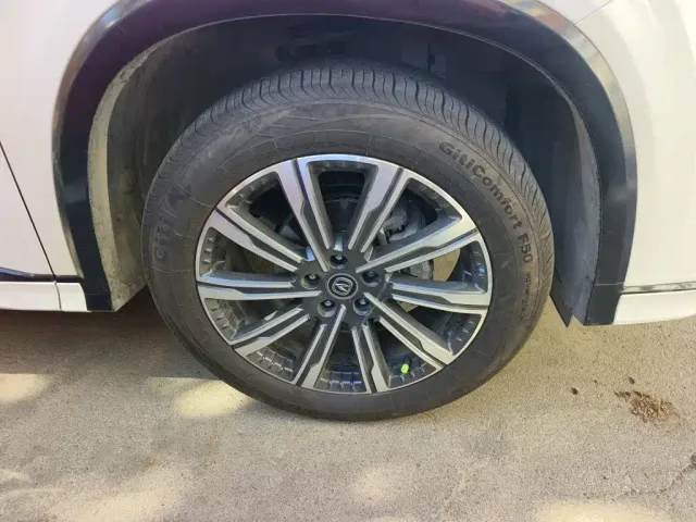 Changan CS75 Plus — Фото автомобиля 9
