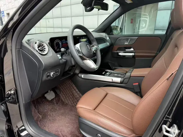 Mercedes-Benz GLB-Class — Фото автомобиля 21