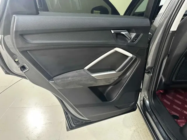 Audi Q3 — Фото автомобиля 26