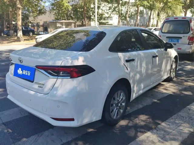 Toyota Corolla — Фото автомобиля 3