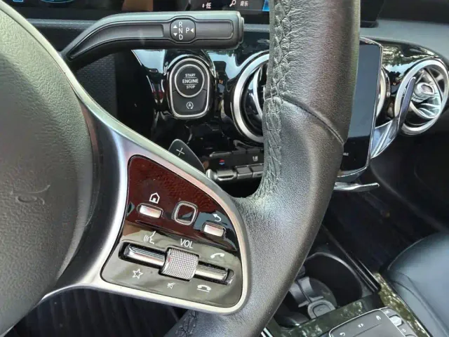 Mercedes-Benz A-Class — Фото автомобиля 10