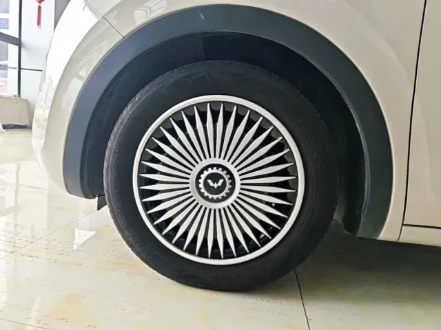 Wuling Bingo — Фото автомобиля 22
