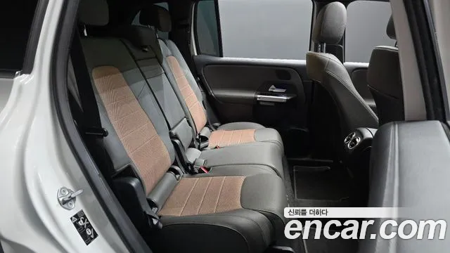 Mercedes-Benz EQB X243 — Фото автомобиля 11