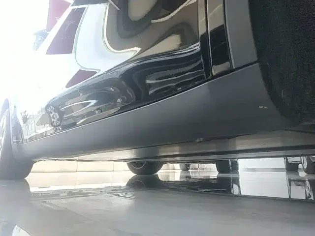 Tesla Model Y — Фото автомобиля 20