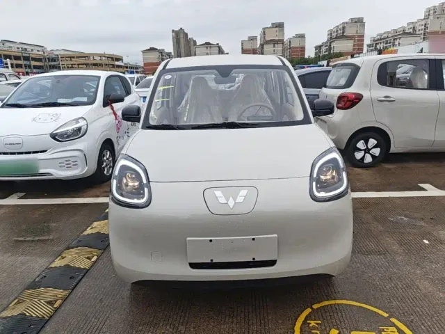 Wuling Hongguang Mini EV — Фото автомобиля 2