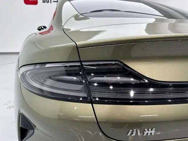 Xiaomi SU7 — Фото автомобиля 27