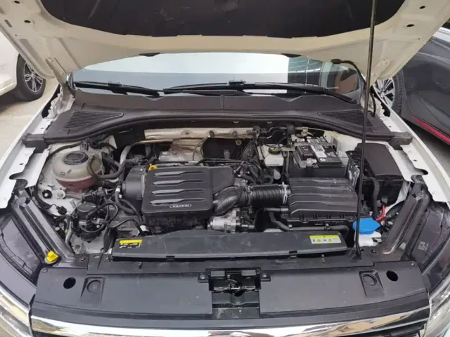 Volkswagen Bora 2023 1.5L Auto Free Ride Limited Edition — Фото автомобиля 15