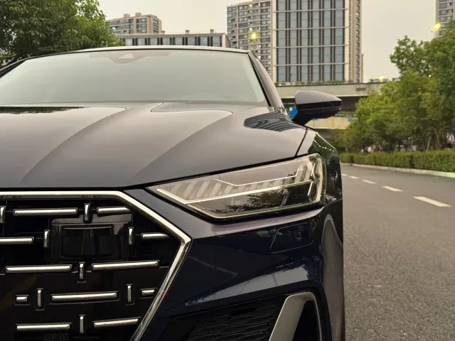 Audi A7L — Фото автомобиля 19