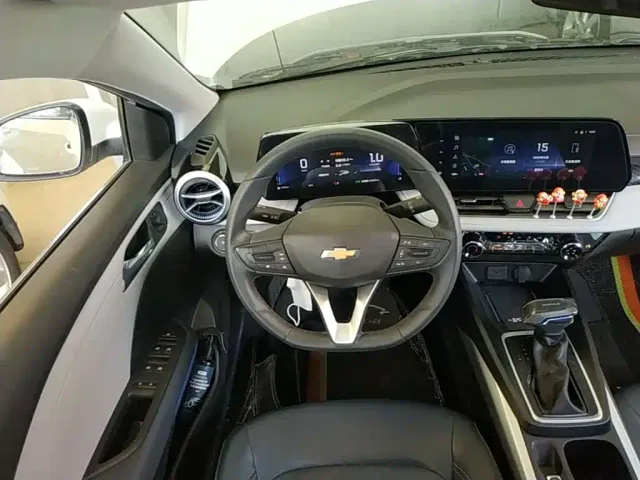 Chevrolet Monza — Фото автомобиля 6