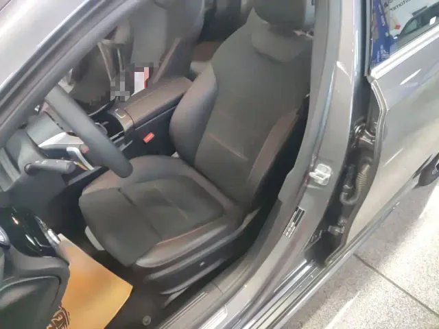 Mercedes-Benz A-Class — Фото автомобиля 10